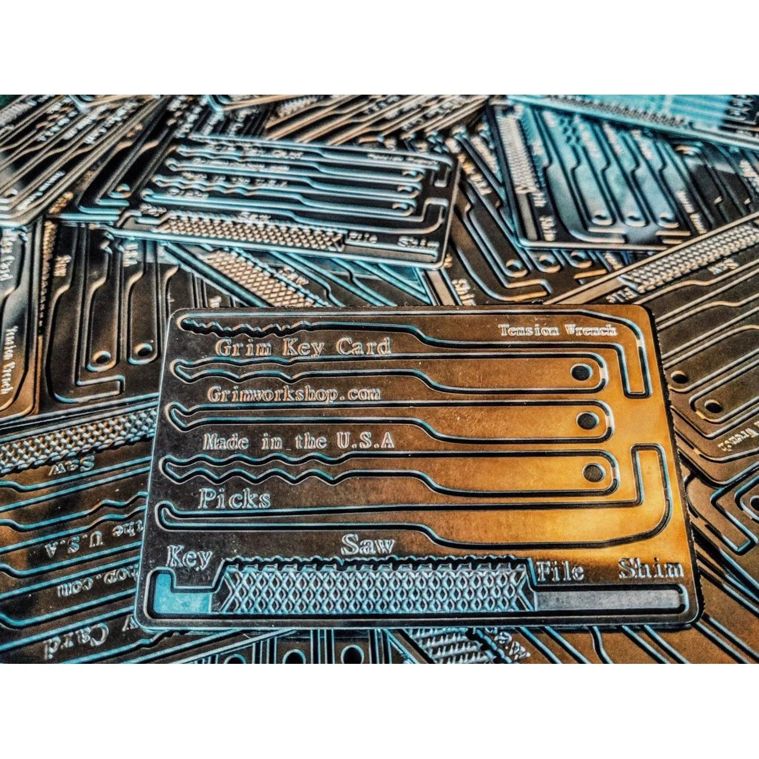 Grim Key Card : Credit Card Lock Pick Set and Escape Kit